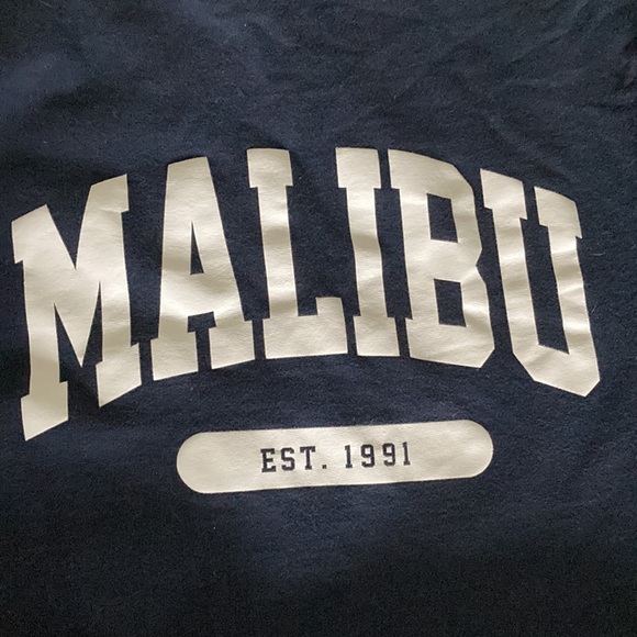 🩵3 for $15🩵Malibu graphic crewneck - Picture 3 of 5